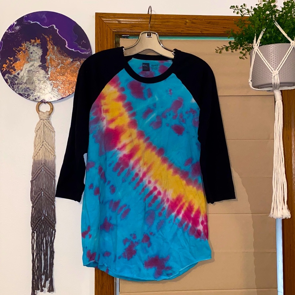 Tye dye baseball sleeve crewneck shirt